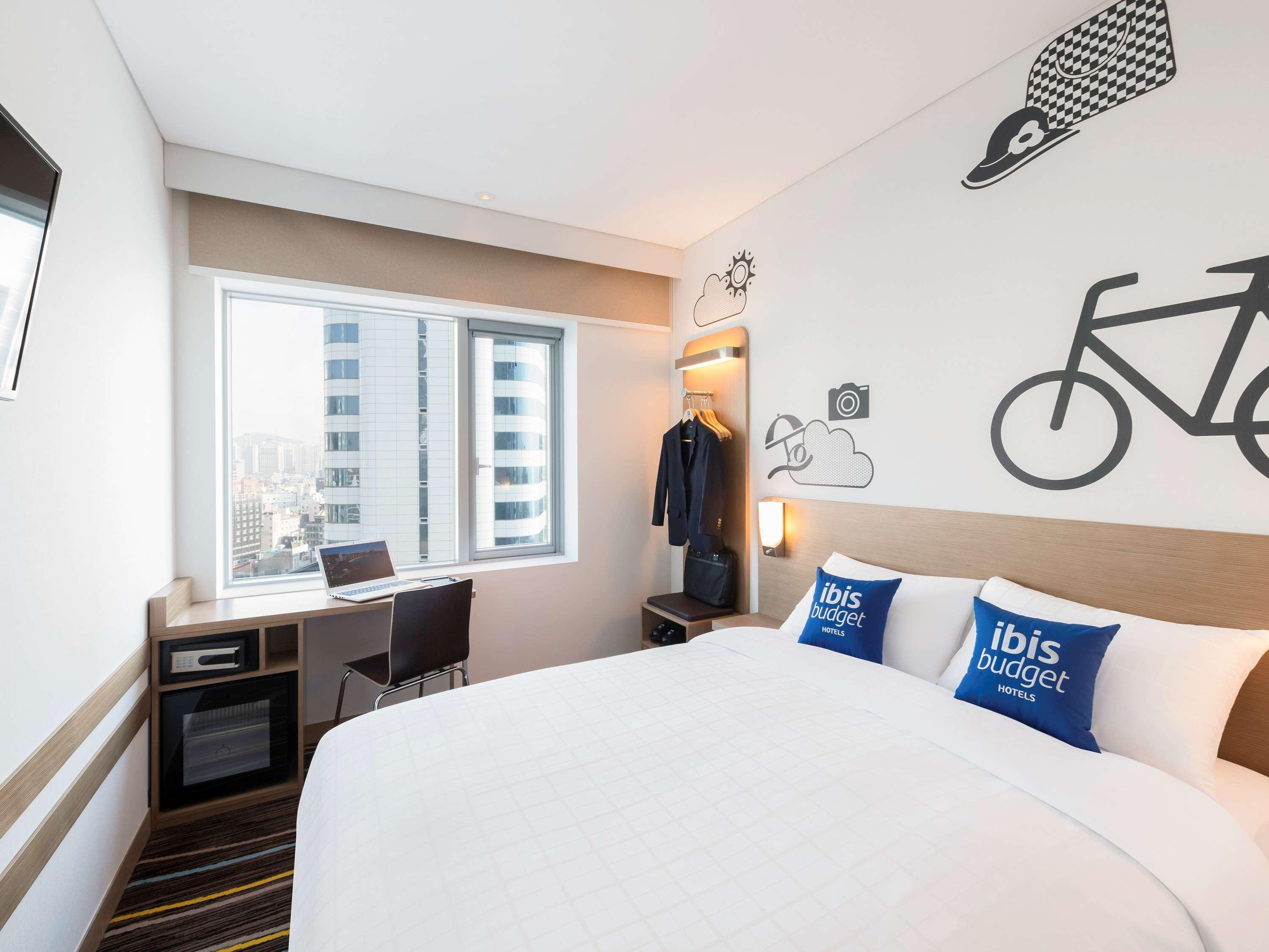 Ibis Budget Ambassador Busan Haeundae Экстерьер фото