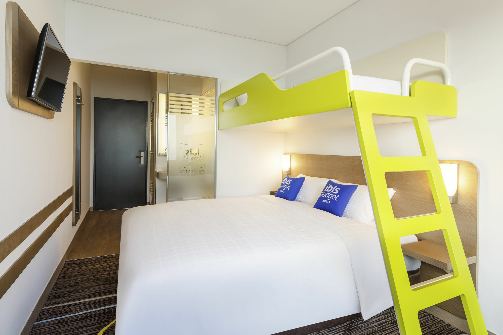 Ibis Budget Ambassador Busan Haeundae Экстерьер фото